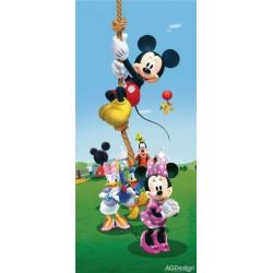 Fototapeta vliesová Disney Mickey na laně 90 x 202 cm AG Design FTDN V 5458
